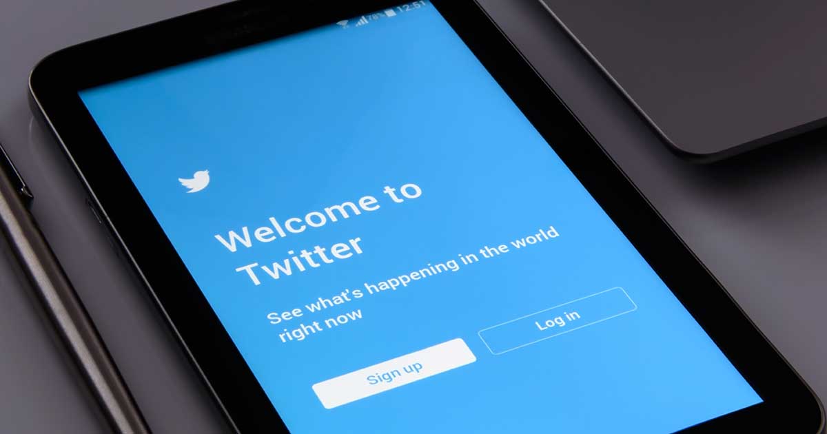 Behind The High Profile Twitter Hacked There is A 17 Year Old Boy Pretended To Be A Twitter Employee