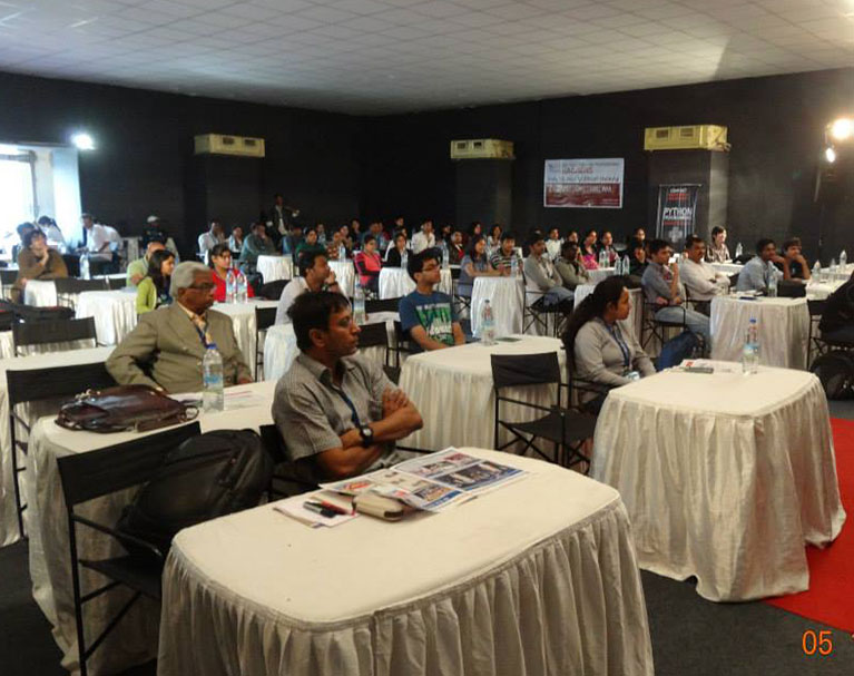 Infocom hackster 2013 - Participants in non-stop hacking competetion